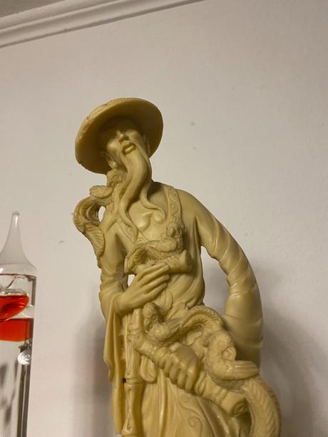 Alabastrová soška, 