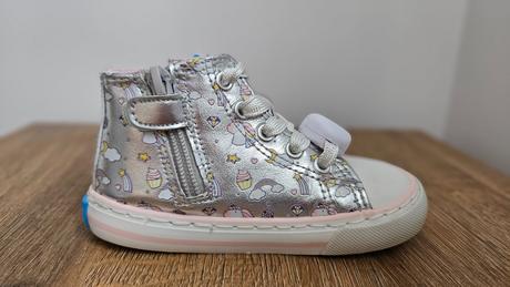 Barefoot členkové tenisky svietiace, mustang,24