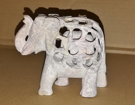 Kamenny slon,