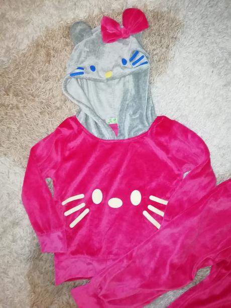 Velurova supravka hello kitty, 98