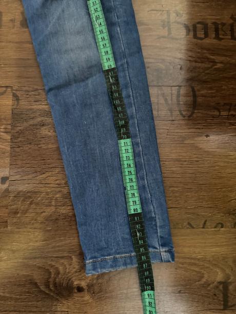 Elastické rifle, takko,146