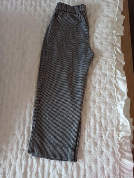 Elegantne nohavice, zara,128