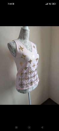 Dámske svetrikove tieklo, 