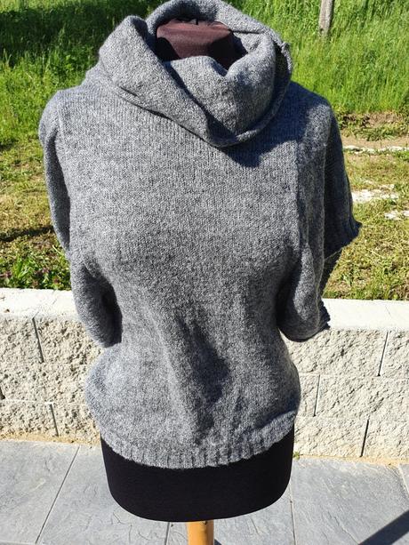 Svetrik, river island,m