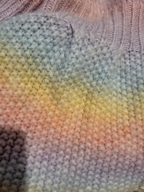 Krásny peplum sveter, 