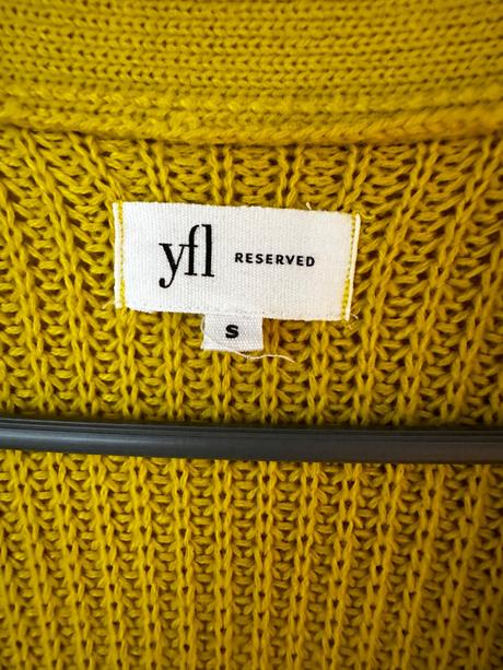 Dlhy sveter, reserved