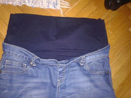 Dvoje tehotenske rifle, s