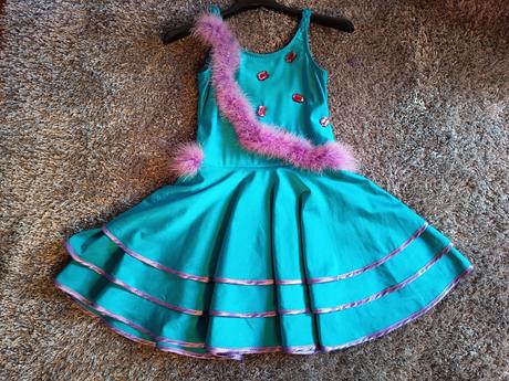 Tanečné šaty 140, 134