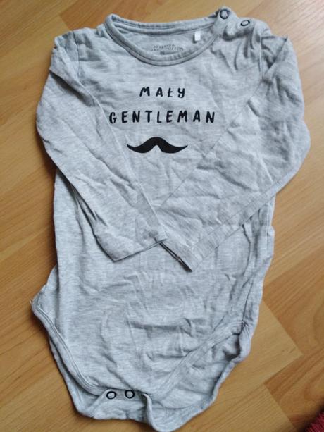 Body s nápisom malý gentleman, reserved,86