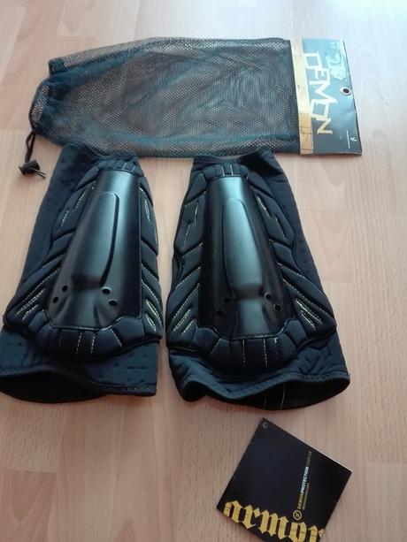 Chrániče holennej kosti , 