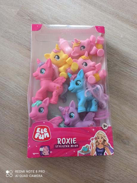 Plastové koniky,