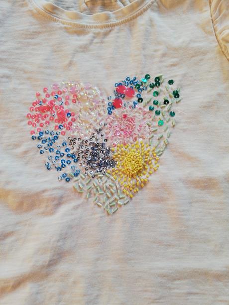 Tričko so srdiečkom, next,110