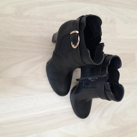 Krásne členkové čižmy, graceland,38