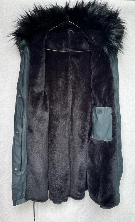 Dámska zimná bunda vodeodolná, s