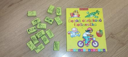 Kniha s pečiatkami, 