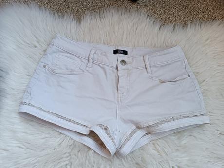 Bledožlté kraťasky veľ. 36, 36