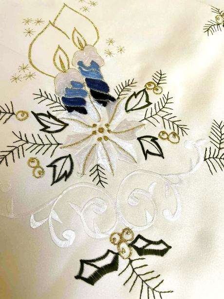 Luxusný vianočný obrus,