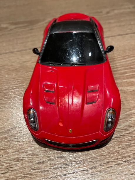 Ferrari na ovládanie, 