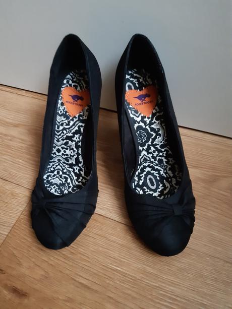 Lodičky, rocket dog,39