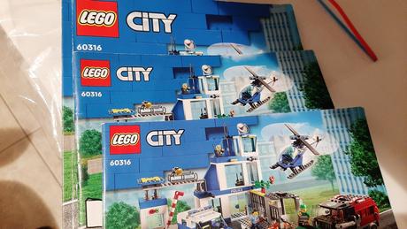 Lego city 60316 policajná stanica, 
