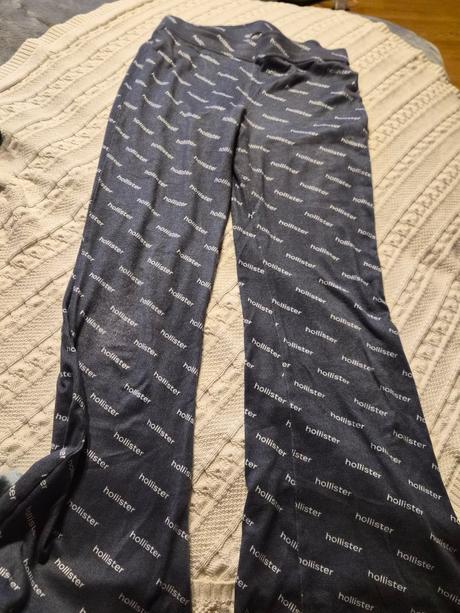 Pyzamo, hollister,s