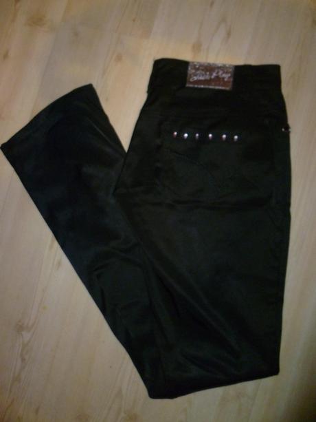 Čierne nohavice s kamienkami, m