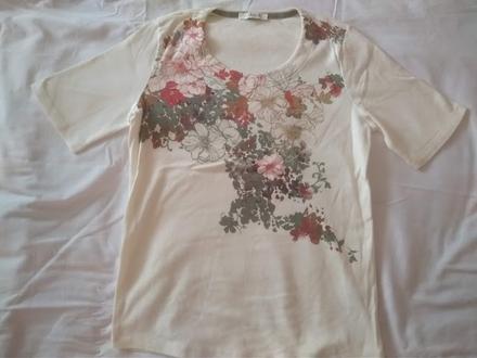 Kvetinkové tričko maslovej farby, 36