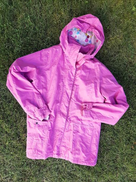 Zľava. dievčenská bunda peterstorm velk. 13 rokov., 158