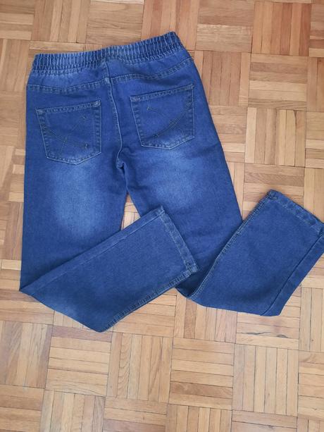 Dievčenské rifle, kik,140