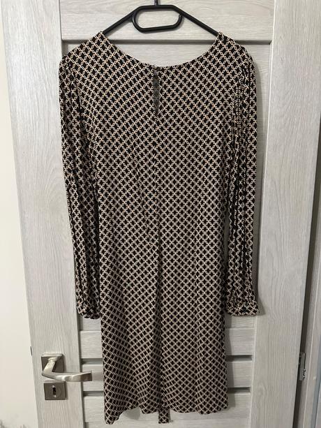 Dámske šaty, 36
