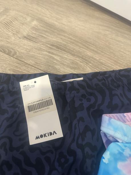 4 kusy leginy - 2 s visackou, 146