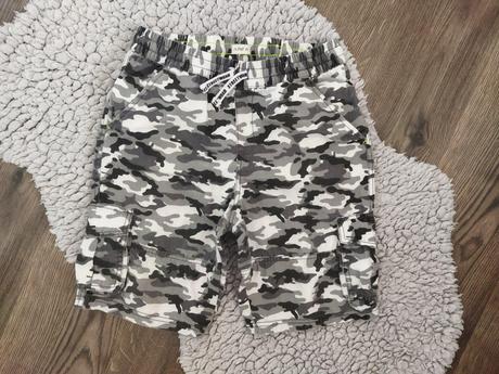 Krátke nohavice, f&f,158