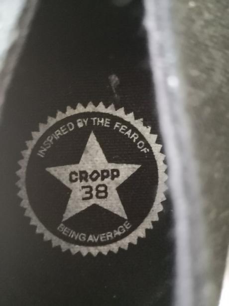 Predam tenisky cropp, 38
