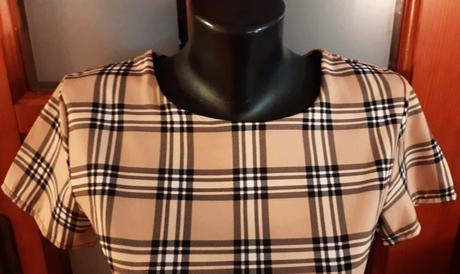 Predám  kárované šaty veľ.s, s