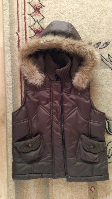 Vetrovka bez rukávov, s