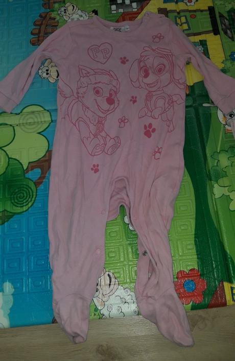 Overal na spanie, 74