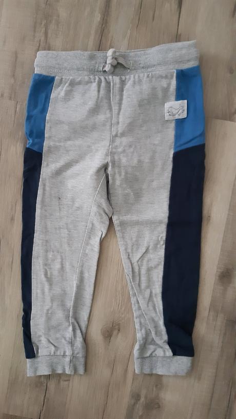 Tenke teplaky darujem k nakupu, pepco,98