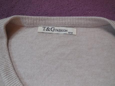 Svetlohnedý svetrík, s