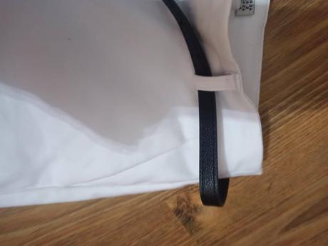 Biele nohavice nenosené, stradivarius,34