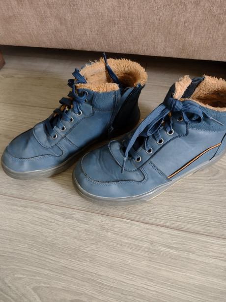 Zateplené topánky, baťa,34