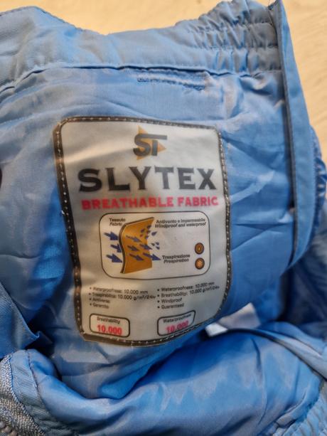 Nohavice do snehu, 134