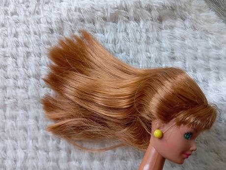 Barbie midge s náušnicami 1993,