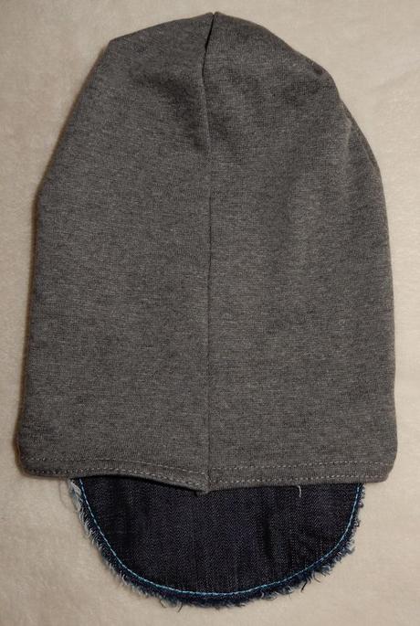 Čiapka so šiltom, 110