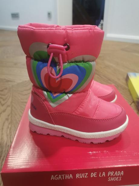 Snehule agatha ruiz de la prada, 25