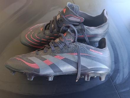 Kopačky predator, adidas,40