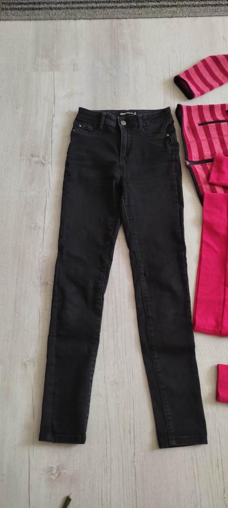 Mikina 2x a rifle, 140–152