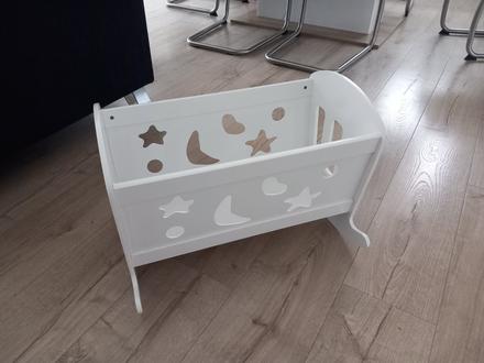 Kolíska pre bábiky, 