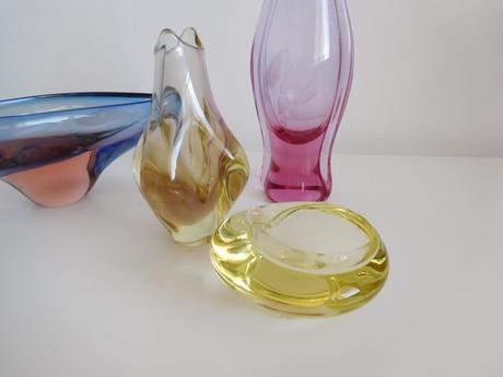 Hútne sklo -váza+popolník,