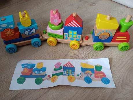 Dreveny vlacik - vkladacka,