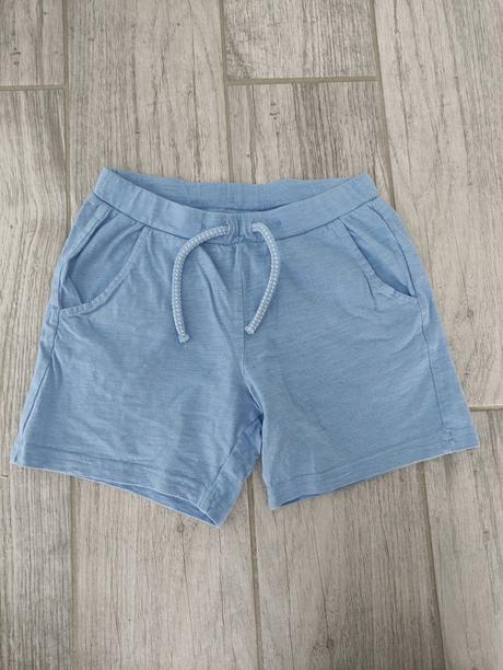 Šortky, lindex,110